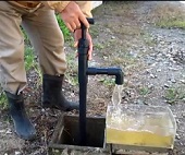 さびない・腐食しない・下水処理場・汚水汲み上げ・塩水・海水・汲み上げ・手動ポンプ・メンテナンスなし・雨水屋ノーマ